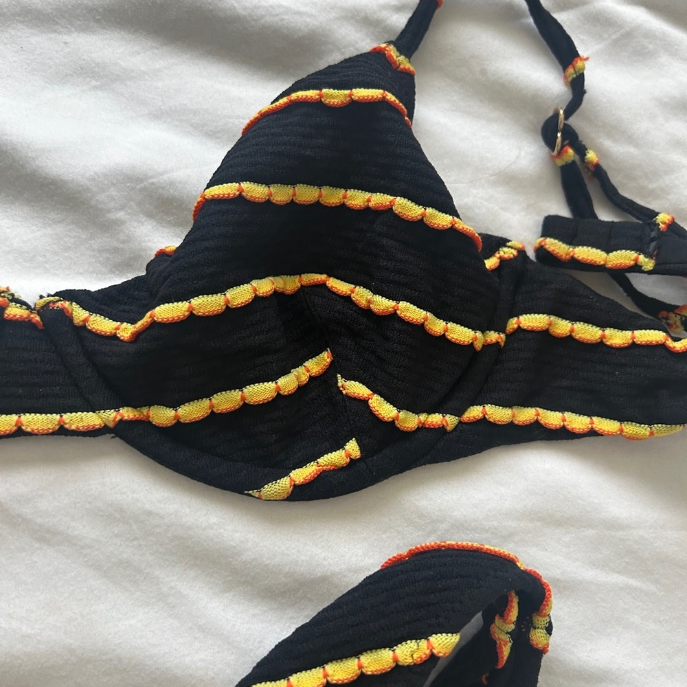 Montce Dainty Bikini Bottom Rasta
